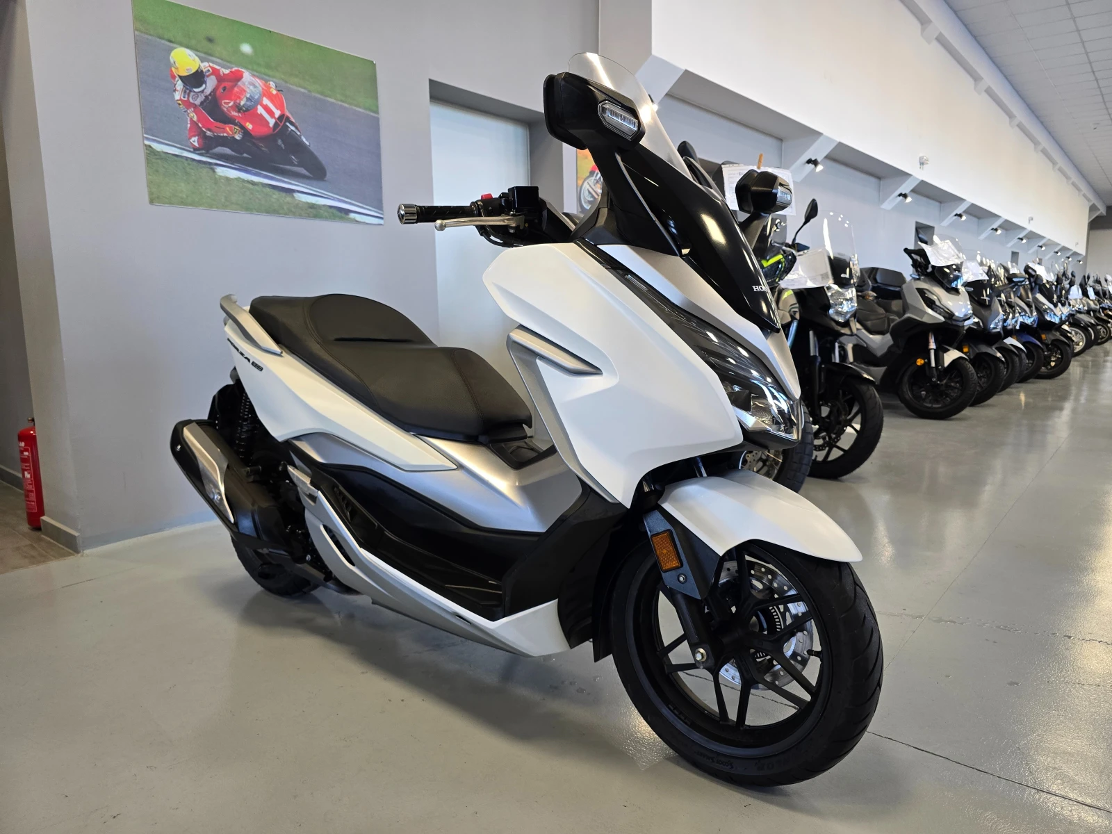 Honda Forza 300ie, ABS-TCS, 2019г., снимка 2 - Мотоциклети и мототехника - 56001848