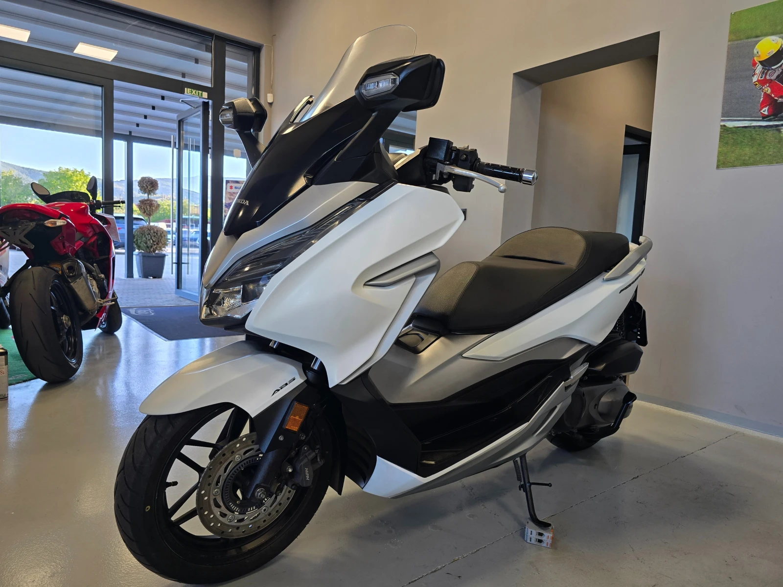 Honda Forza 300ie, ABS-TCS, 2019г., снимка 7 - Мотоциклети и мототехника - 56001848