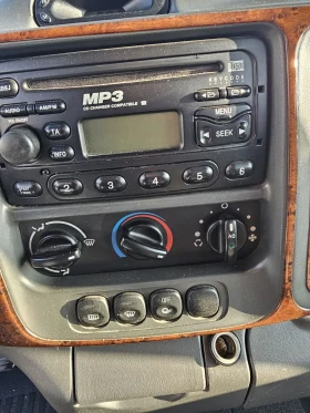 Кемпер Ford NUGGET, Клима, 4места спане, снимка 11