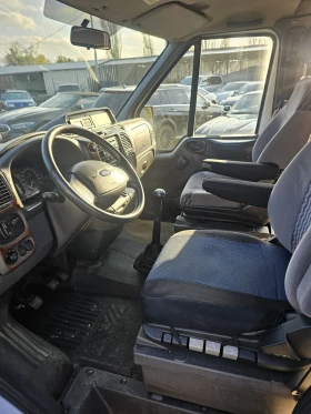 Кемпер Ford NUGGET, Клима, 4места спане, снимка 10