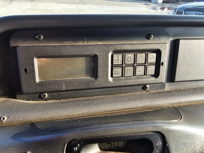 Кемпер Ford NUGGET, Клима, 4места спане, снимка 15 - Каравани и кемпери - 52379447