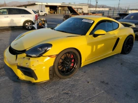     Porsche Cayman GT4