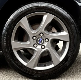 Volvo V40 Cross Country D3, 150HP, DIGITAL COCKPIT, ОБСЛУЖЕН - 16800 лв. - 68166375 | Car24.bg