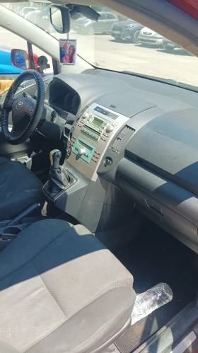 Toyota Corolla verso 1.8 VVT бензин/газ | Auto.bg — изображение 7