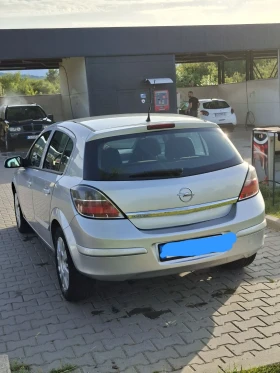 Opel Astra - 2500 € / 4889.57 лв. - 22780548 3