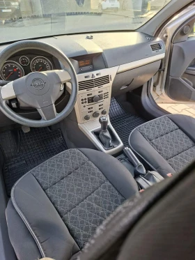 Opel Astra - 2500 € / 4889.57 лв. - 22780548 6