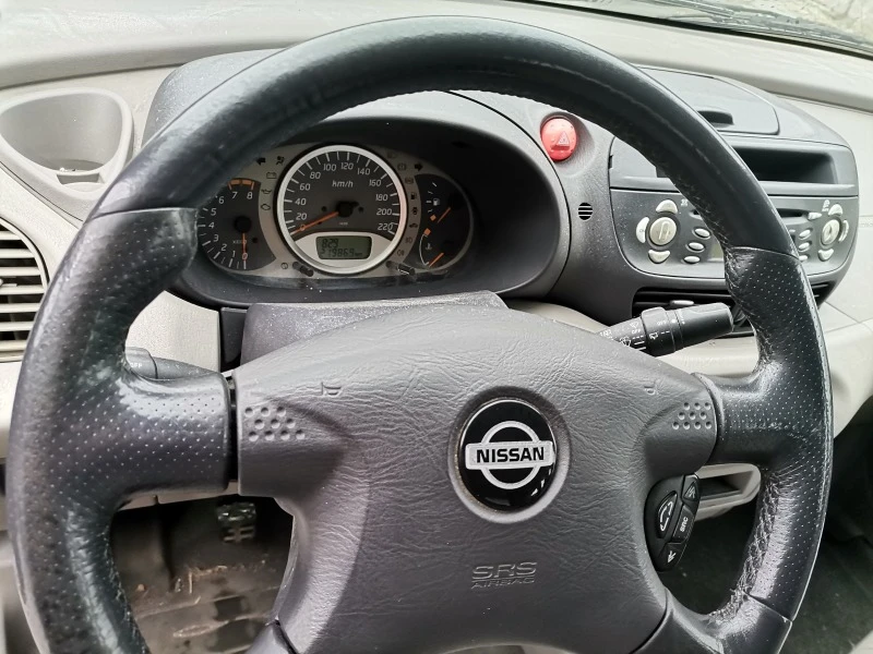 Nissan Almera tino, снимка 5 - Автомобили и джипове - 47851557