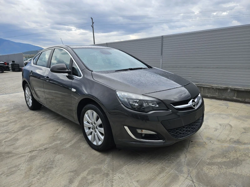 Opel Astra 1.7 cdti / 130 к.с cosmo, снимка 4 - Автомобили и джипове - 47224568