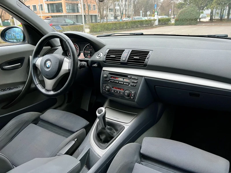 BMW 120 D, снимка 10 - Автомобили и джипове - 47994267