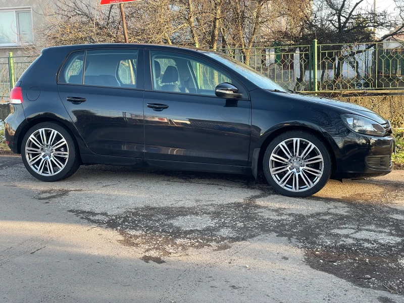 VW Golf 2.0TDI, снимка 9 - Автомобили и джипове - 48575335