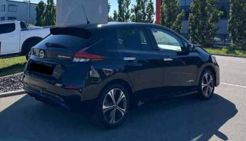 Nissan Leaf  Tekna, снимка 2 - Автомобили и джипове - 52301535