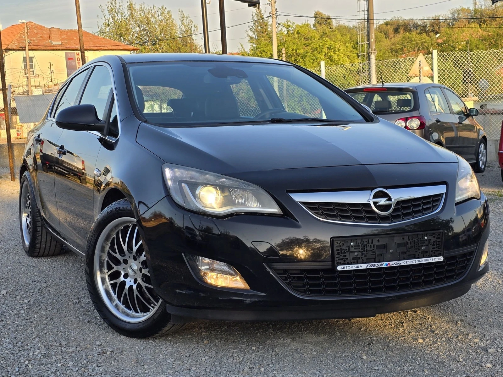 Opel Astra 2.0 CDTI 160 К.С. КОЖА / КСЕНОН / КЛИМАТРОНИК  - изображение 2