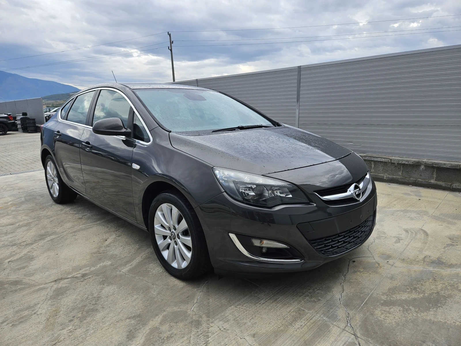 Opel Astra 1.7 cdti / 130 к.с cosmo - изображение 4