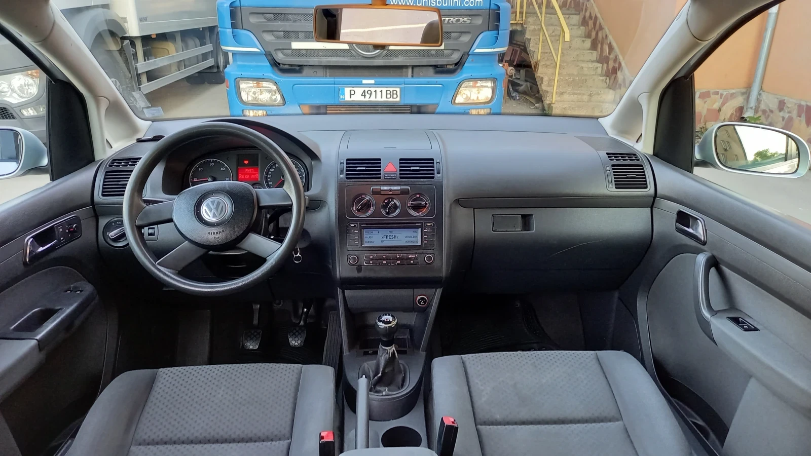 VW Touran  - изображение 7