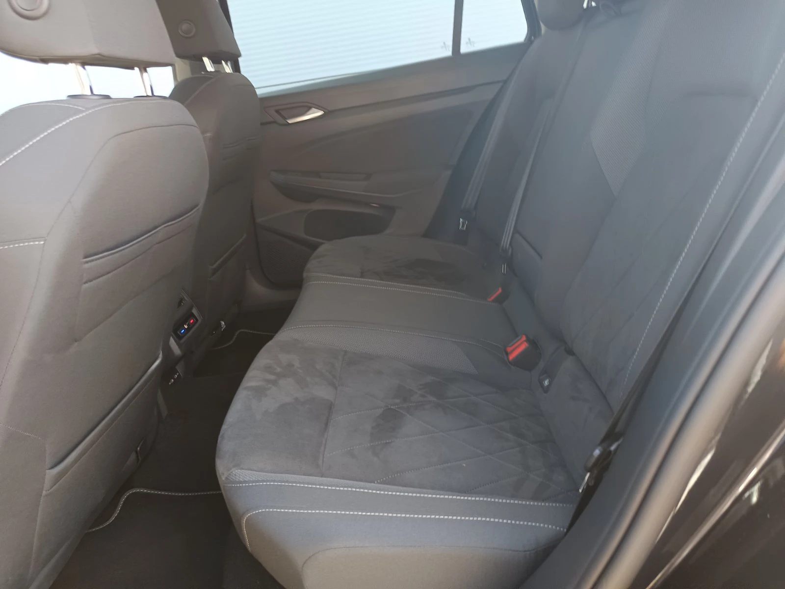 VW Golf VIII 2.0 TDI 150 .. DSG/ | Mobile.bg   13