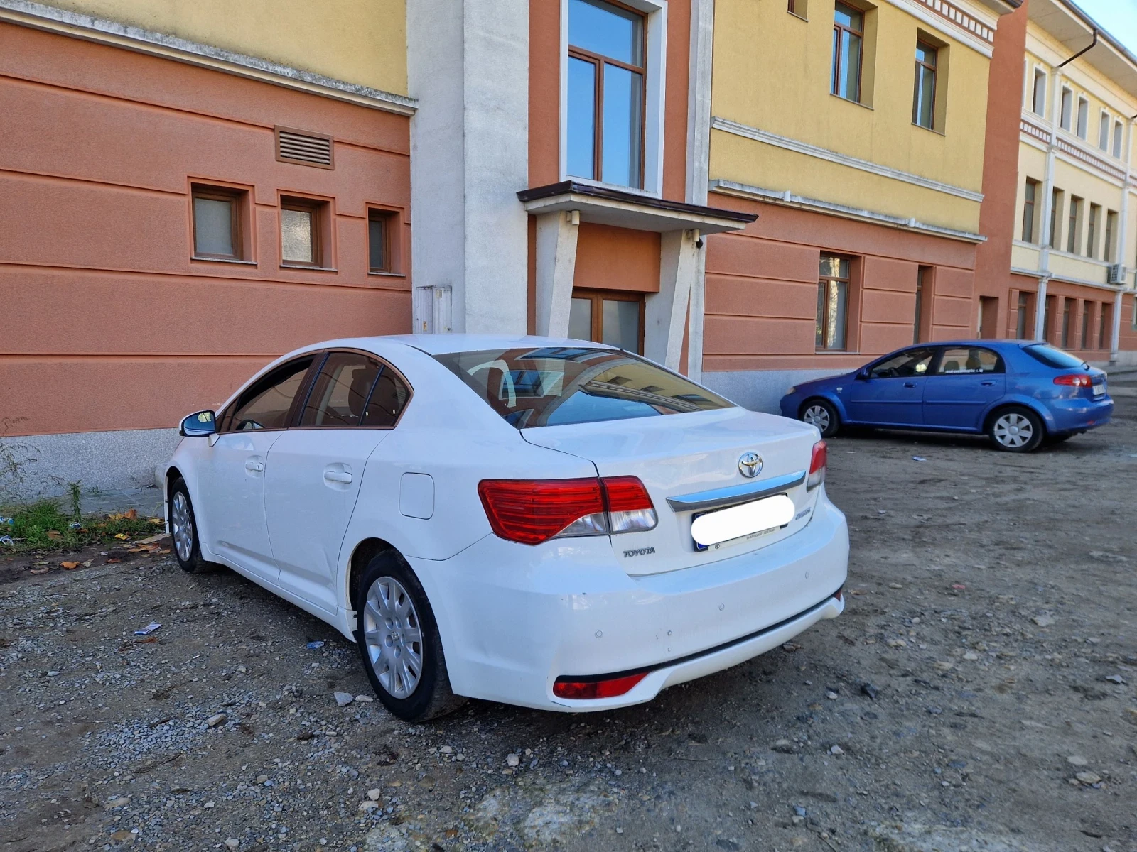 Toyota Avensis 1.6 + газ - изображение 4