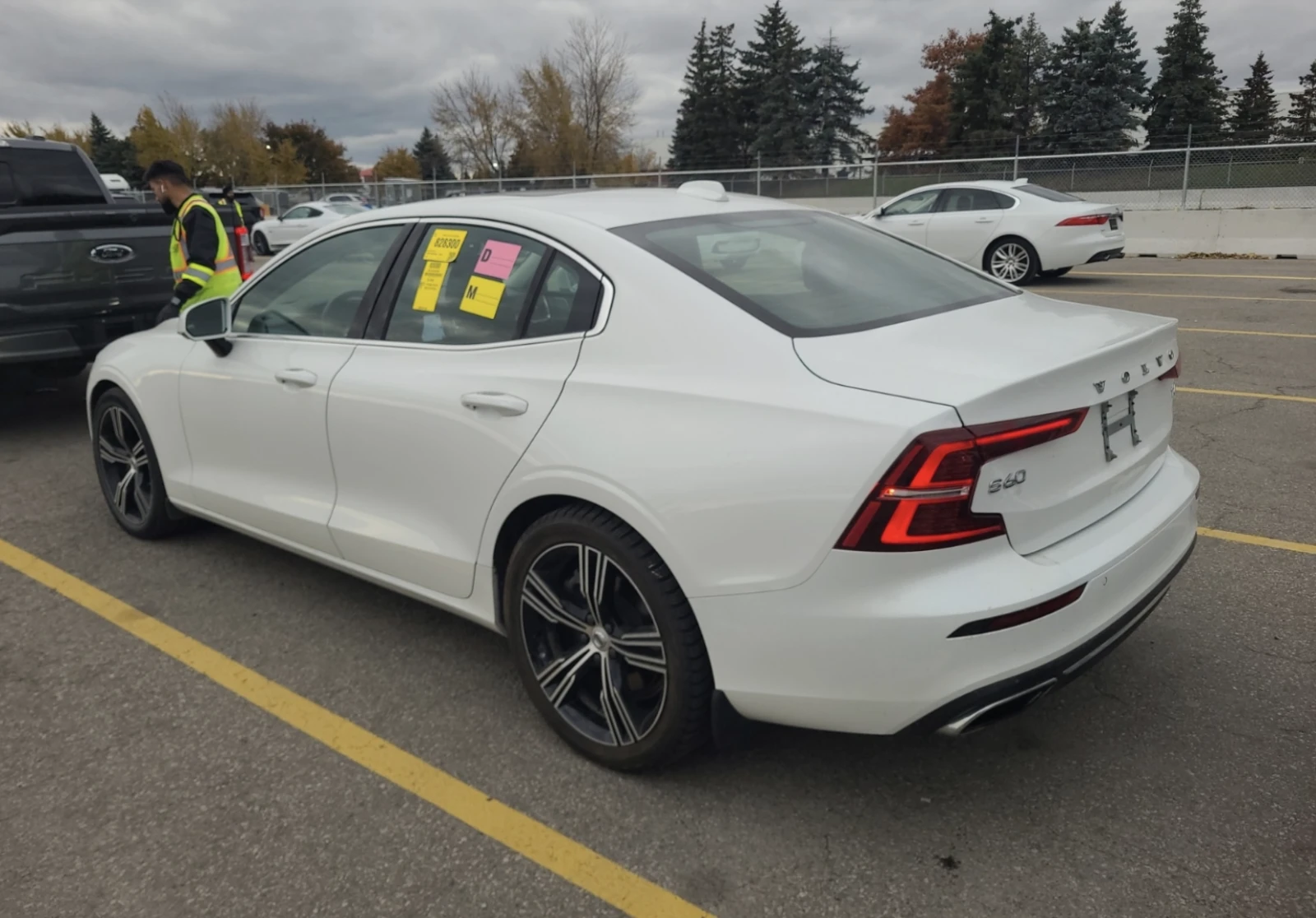 Volvo S60 INSCRIPTION - изображение 4