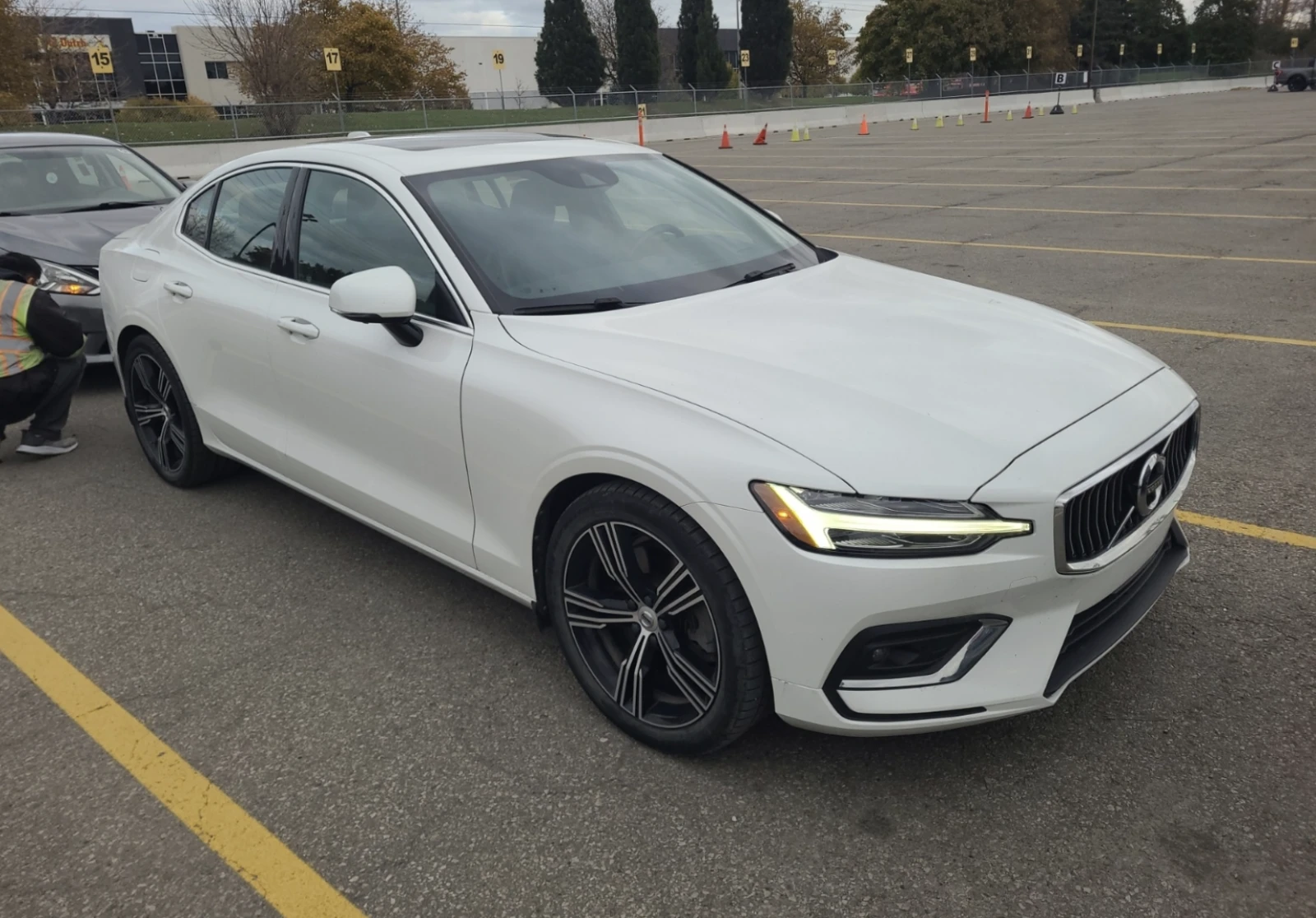 Volvo S60 INSCRIPTION - изображение 2