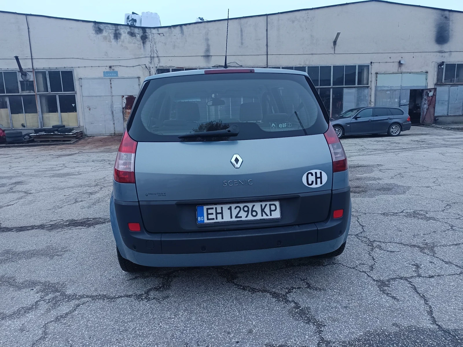 Renault Scenic 2.0 16v 136кс - изображение 6
