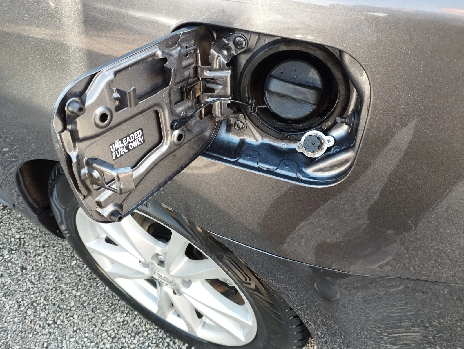 Toyota Avensis 1.8 147 | Mobile.bg � ����������� 15