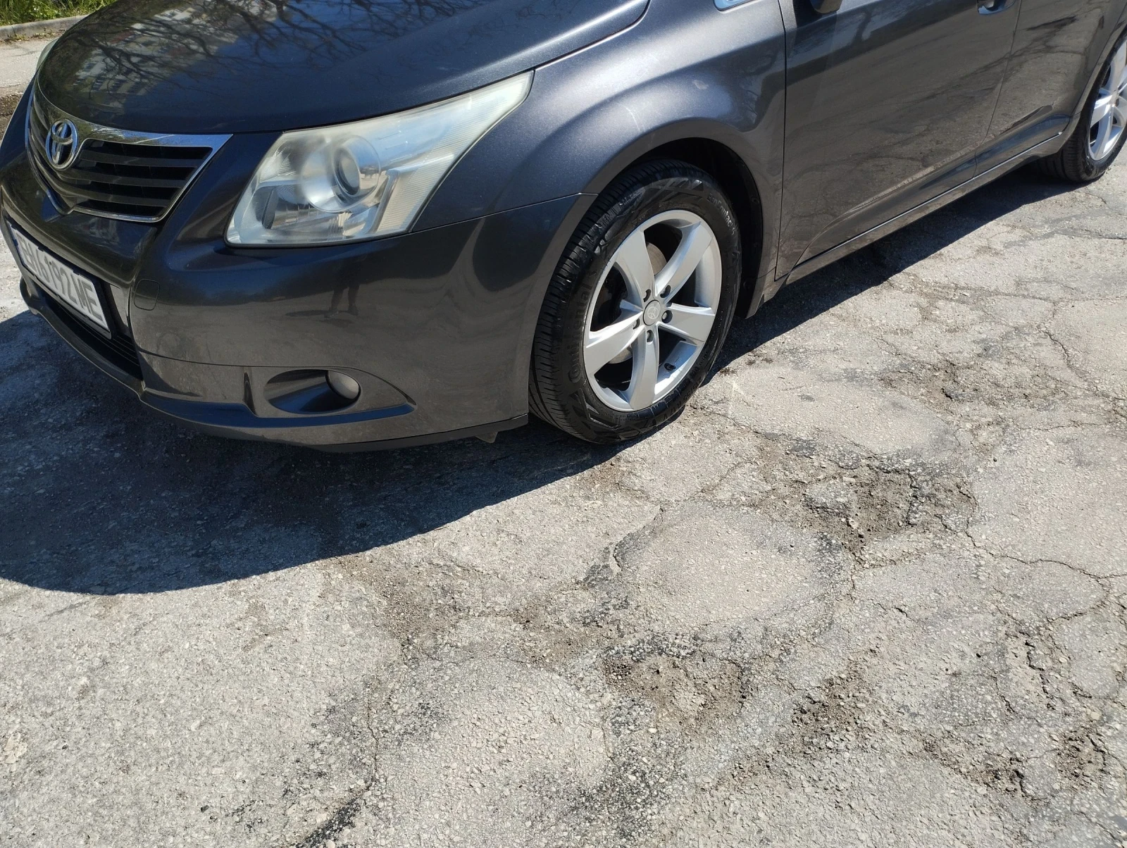 Toyota Avensis 1.8 147 NAVI NETHERLANDS, снимка 2 - Автомобили и джипове - 54242656