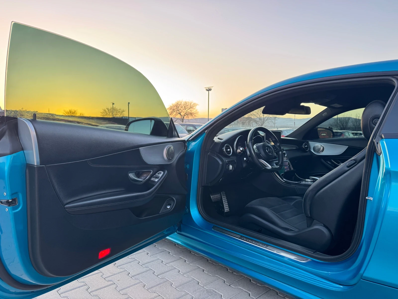 Mercedes-Benz C 220 C220D AMG EURO-6, снимка 9 - Автомобили и джипове - 53851557