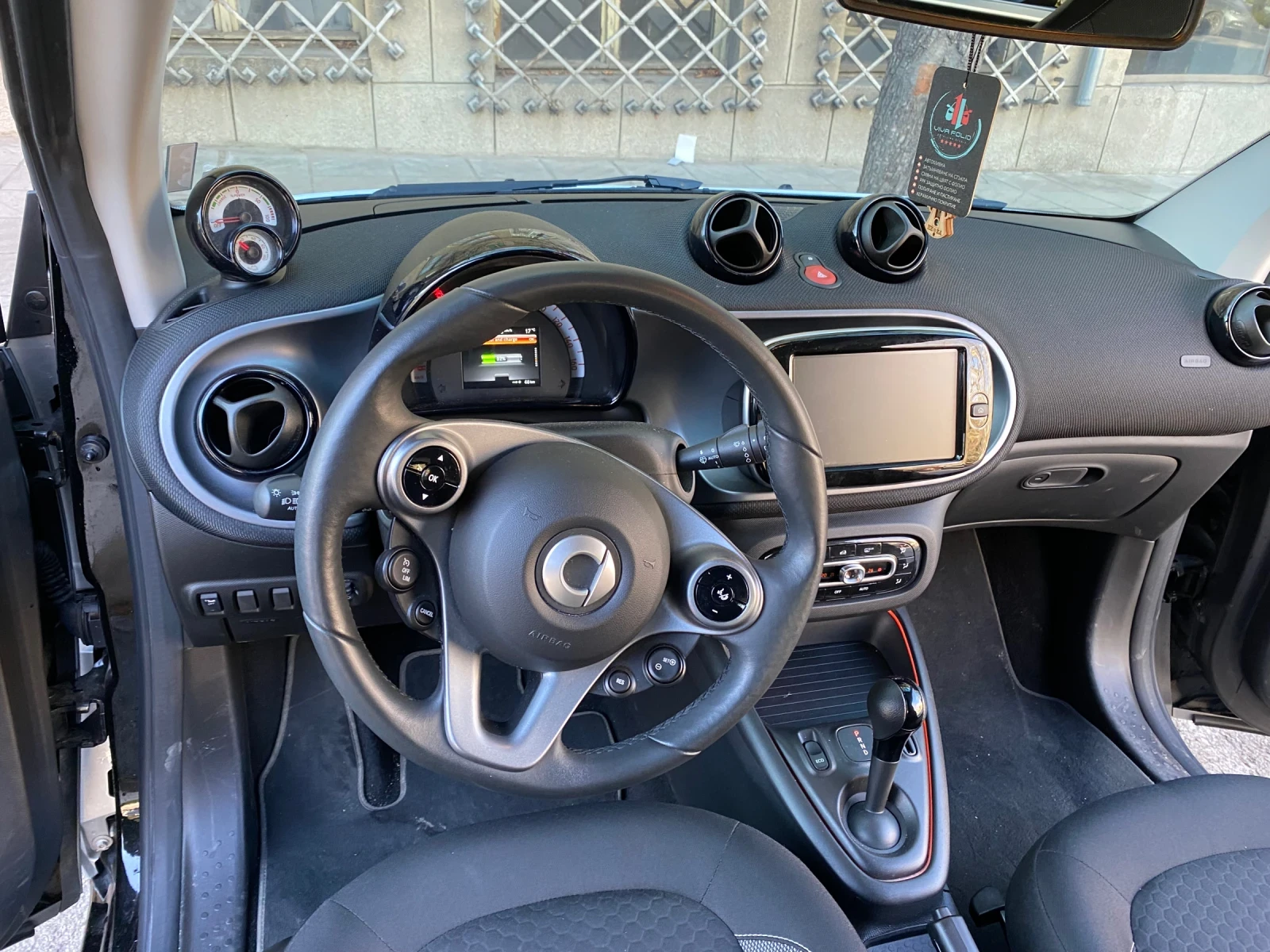 Smart Fortwo, снимка 8 - Автомобили и джипове - 54102263