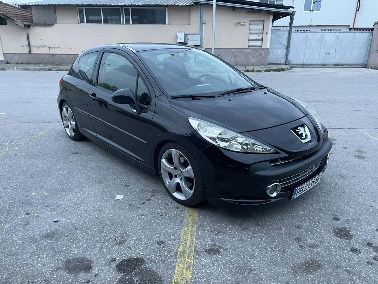 Peugeot 207 1.6i 
