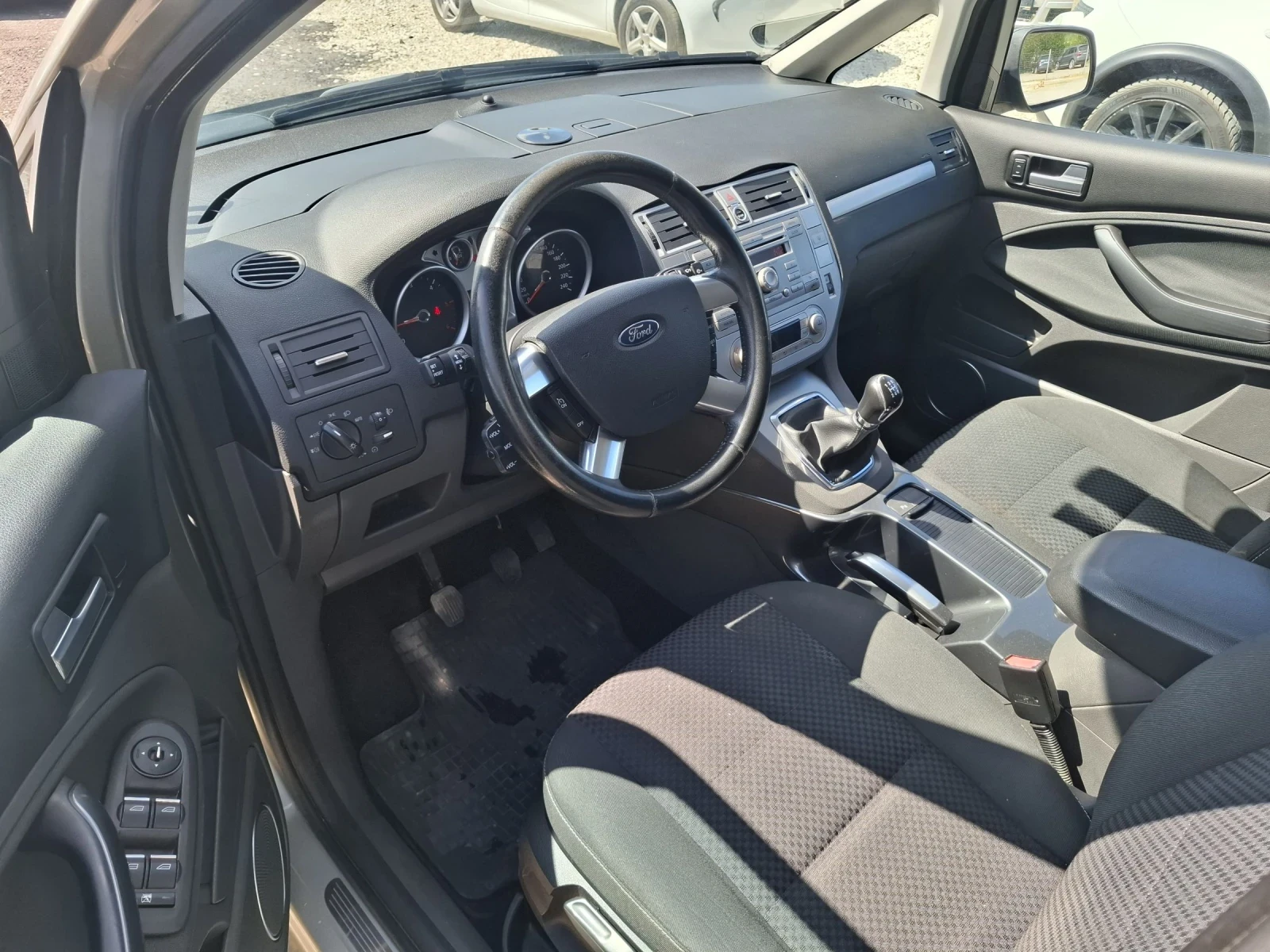 Ford C-max 1.6tdci titanium, снимка 9 - Автомобили и джипове - 54295574