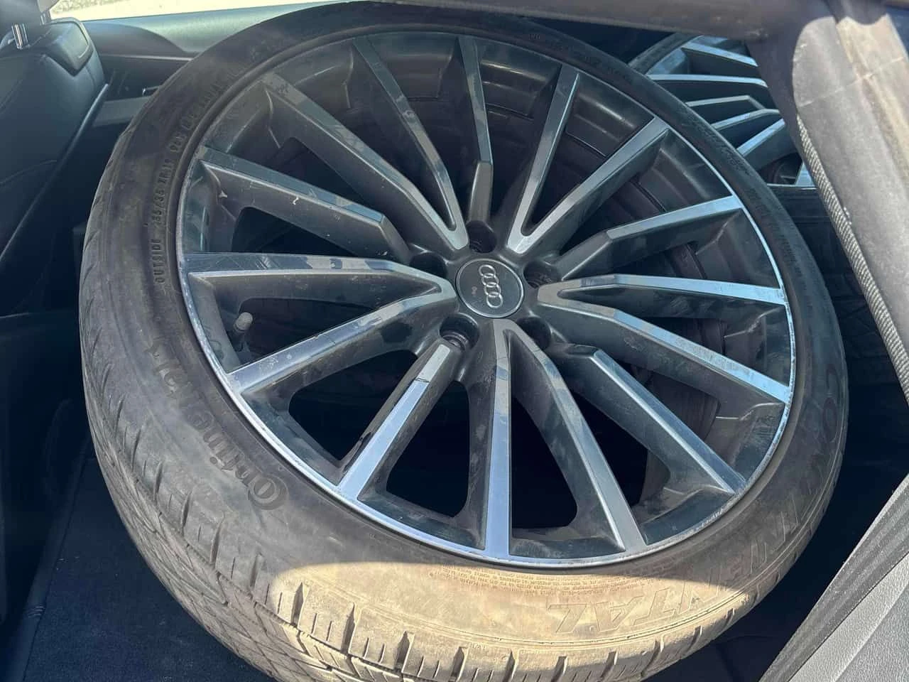 Audi A5 Technik/S LINE/Дистроник/360/Подгрев/Гуми+ Джанти, снимка 11 - Автомобили и джипове - 54335807