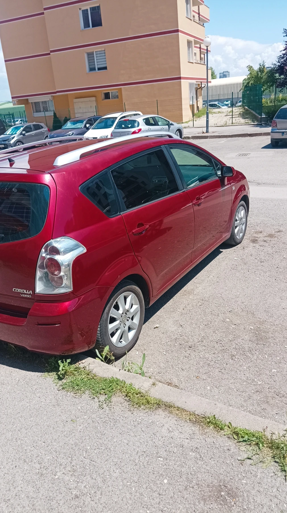 Toyota Corolla verso 1.8 VVT бензин/газ, снимка 3 - Автомобили и джипове - 55091092