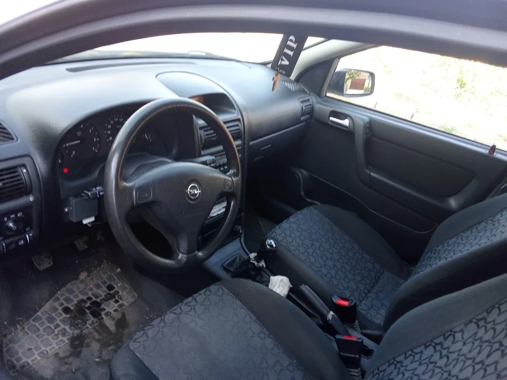 Opel Astra 1, 6 Моно, снимка 4 - Автомобили и джипове - 55278995