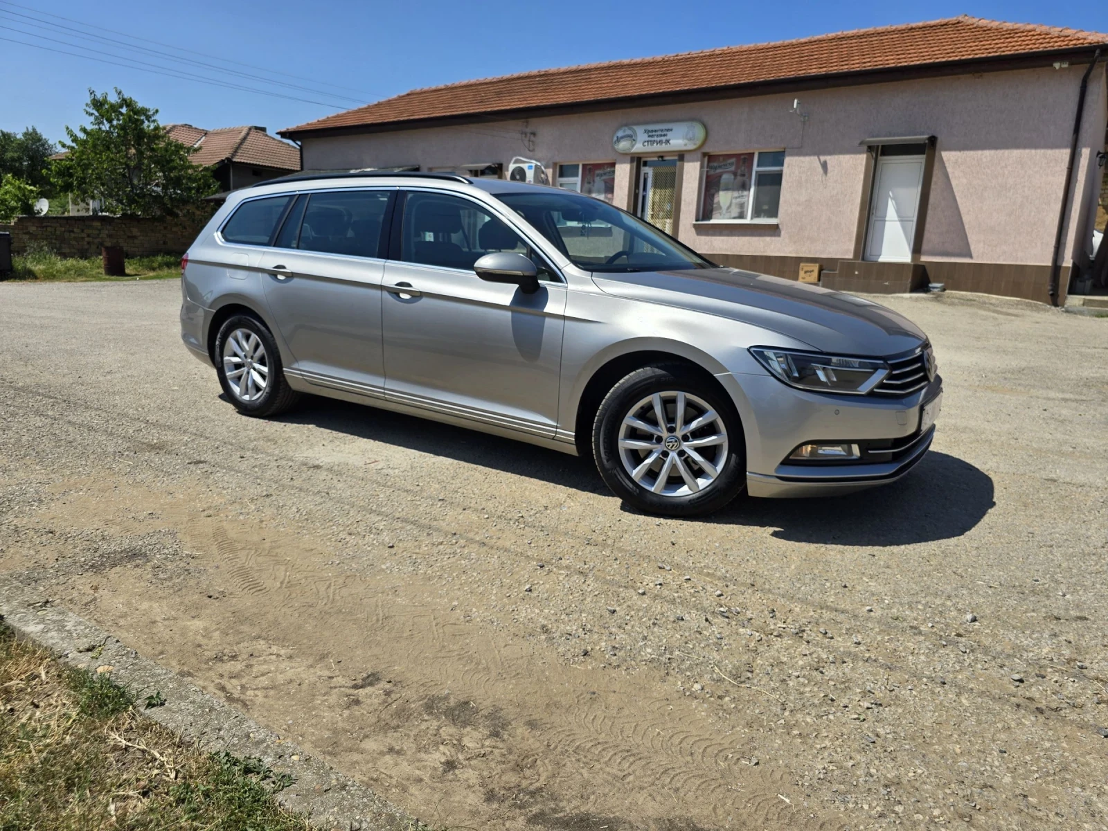 VW Passat Variant 