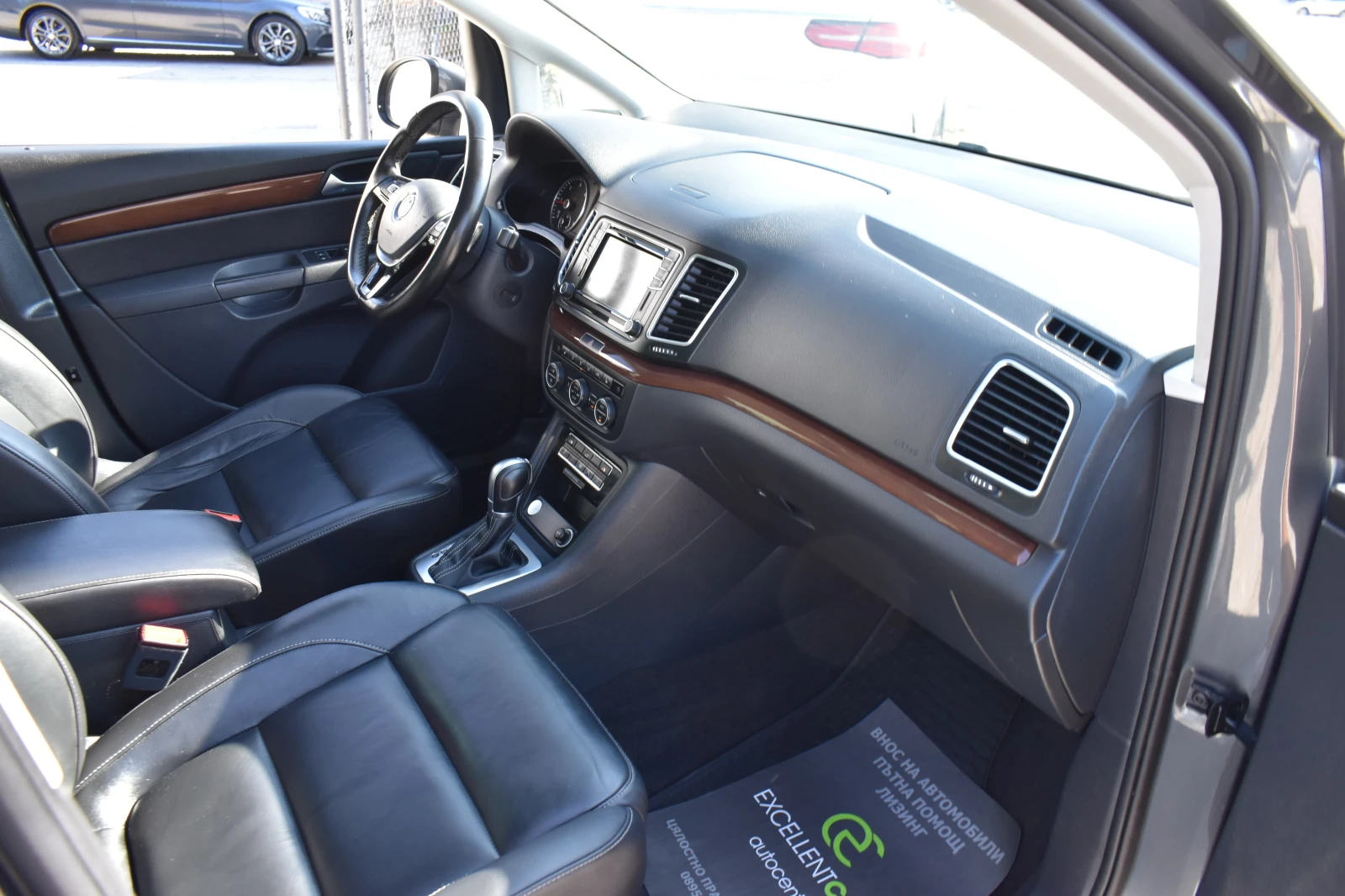 VW Sharan 2.0TDI* 177H.P* HIGHLINE* AUTOMAT* , снимка 11 - Автомобили и джипове - 56084520