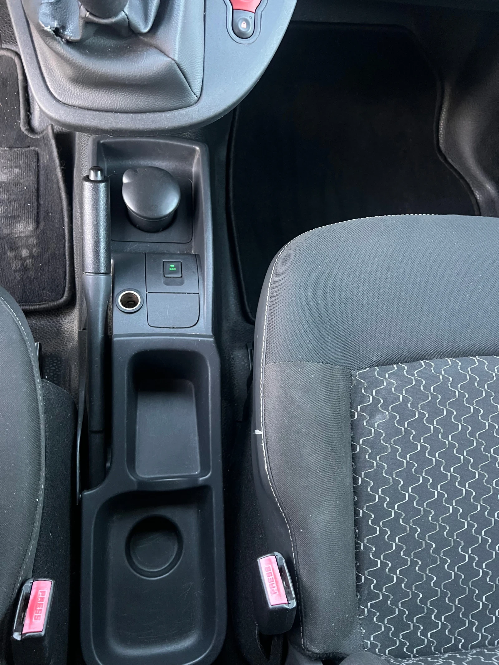 Renault Kangoo, снимка 11 - Автомобили и джипове - 56108888