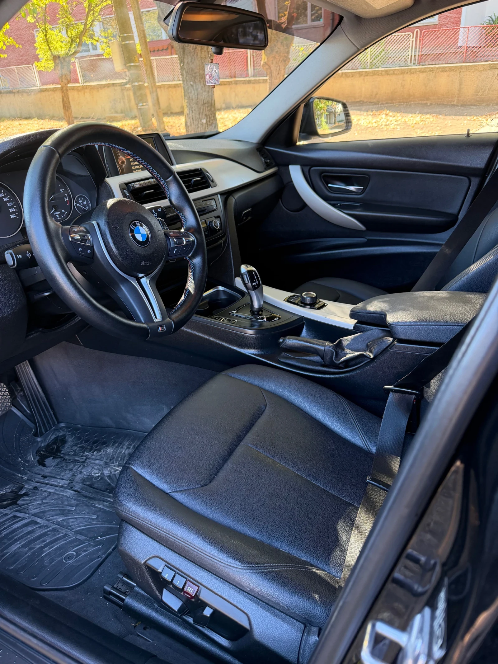 BMW 320, снимка 8 - Автомобили и джипове - 56552801
