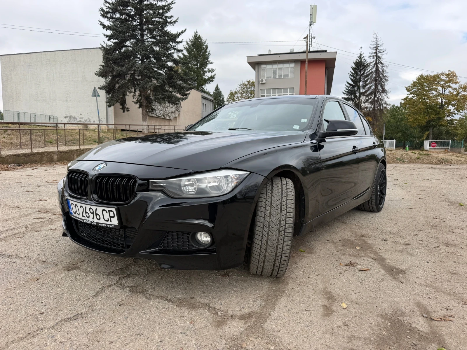 BMW 320, снимка 2 - Автомобили и джипове - 56552801