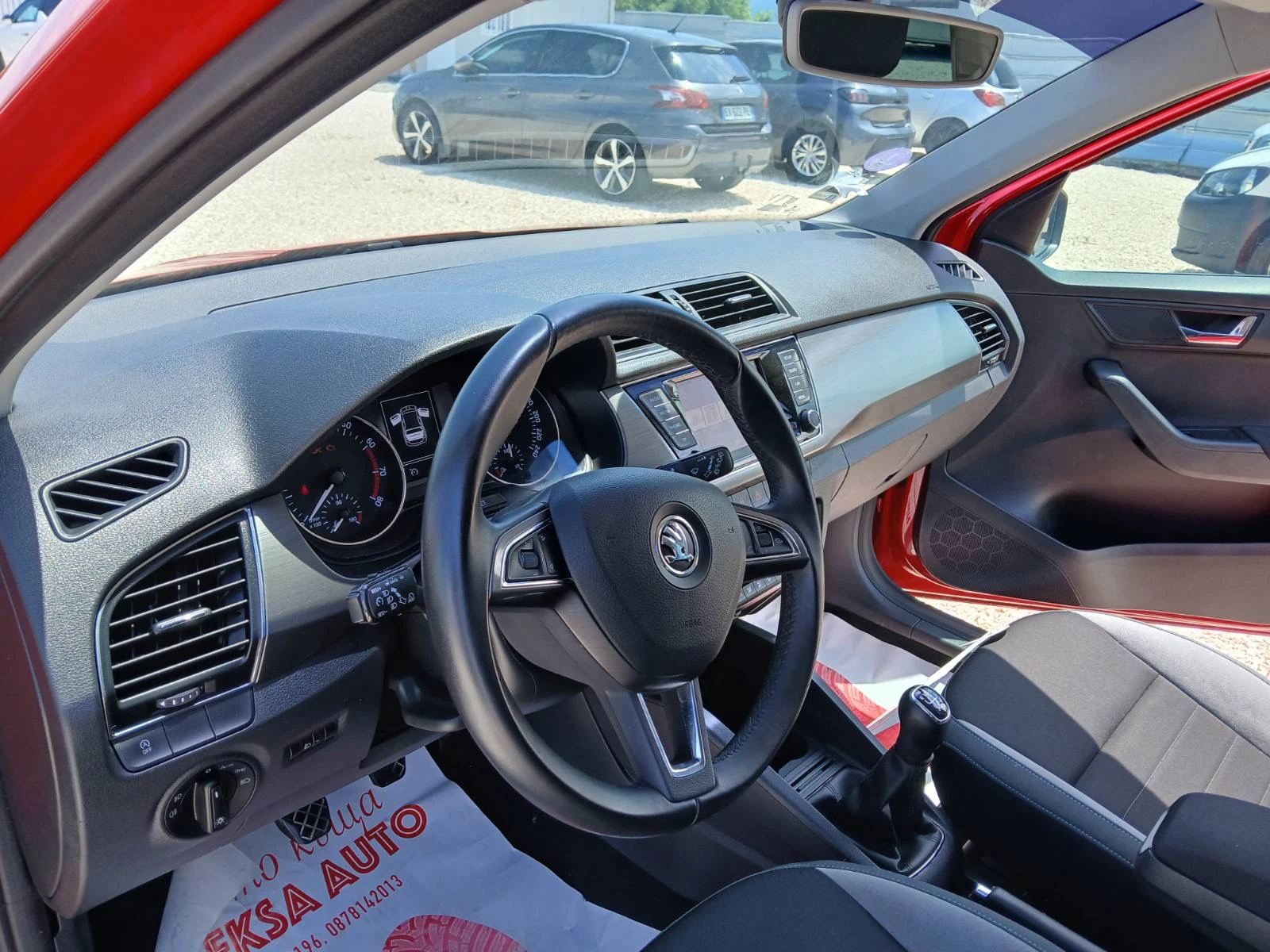 Skoda Fabia, снимка 9 - Автомобили и джипове - 56714382