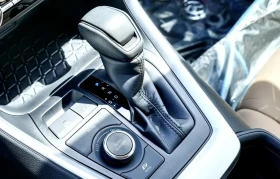 Toyota Rav4 XLE HYBRID 2025, снимка 10