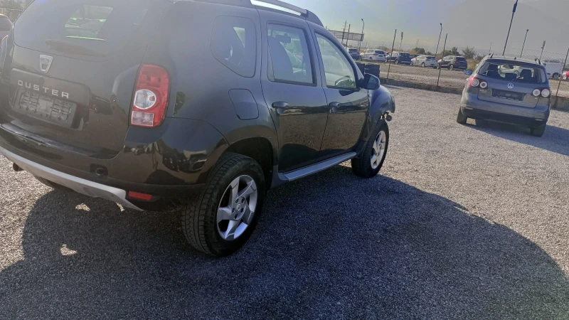 Dacia Duster 1.6i105ксА/С АГУ, снимка 2 - Автомобили и джипове - 47004317