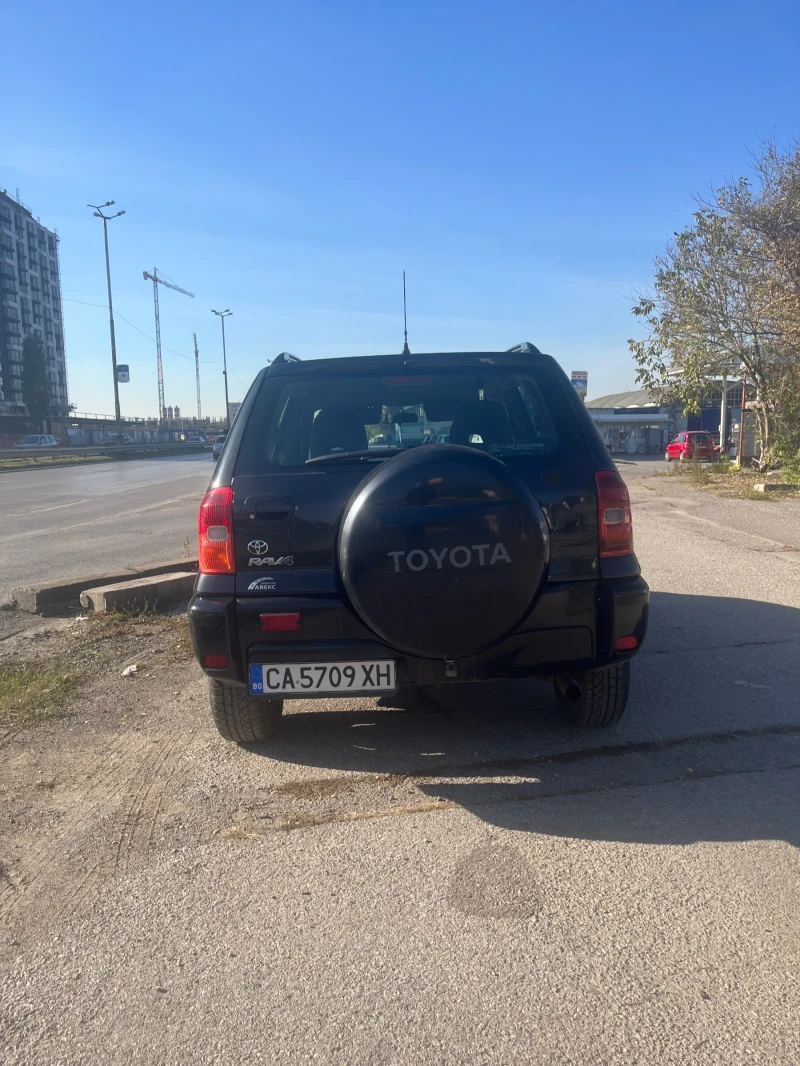 Toyota Rav4, снимка 5 - Автомобили и джипове - 47693436