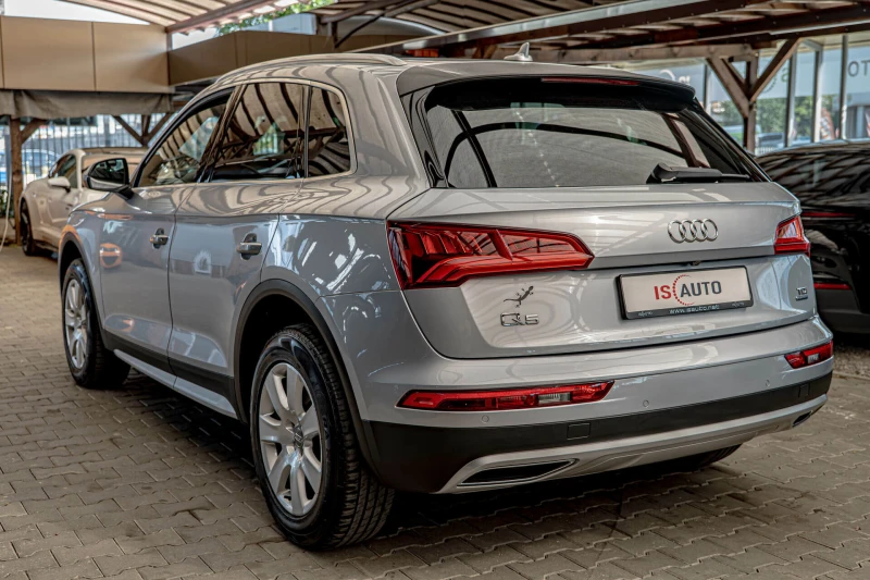 Audi Q5 2.0TDI/Quattro/Sline/Камера/, снимка 6 - Автомобили и джипове - 50415719