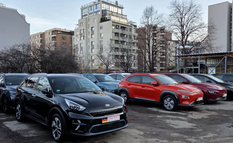 Kia Niro 64KWh/Face/ВГаранция/Заверена Сервизна Книжка, снимка 16 - Автомобили и джипове - 52711962