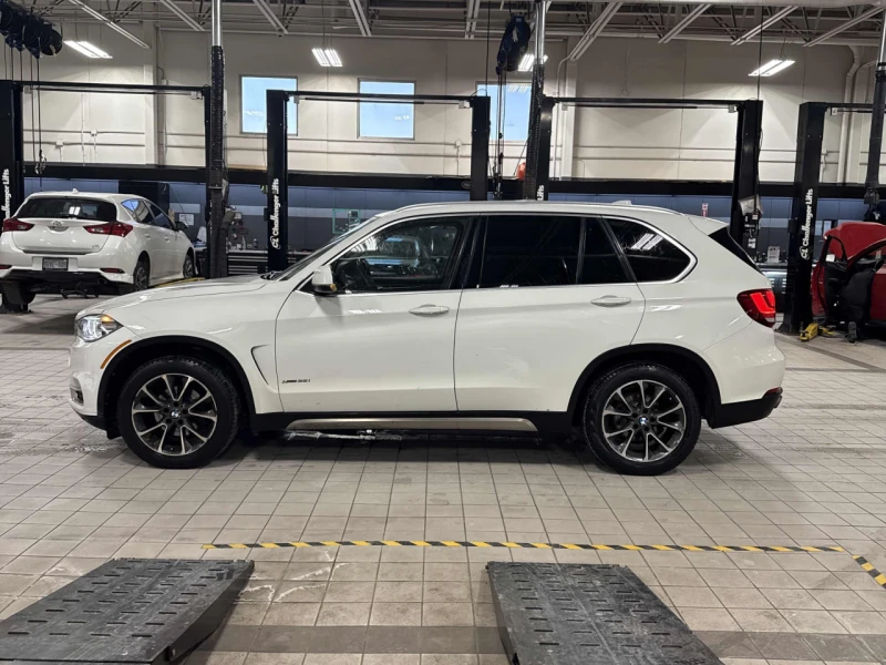 BMW X5 CARFAX* АВТОФИНАНСИРАНЕ* БЕЗ ПЪРВОНАЧАЛНА ВНОСКА* , снимка 2 - Автомобили и джипове - 52949864