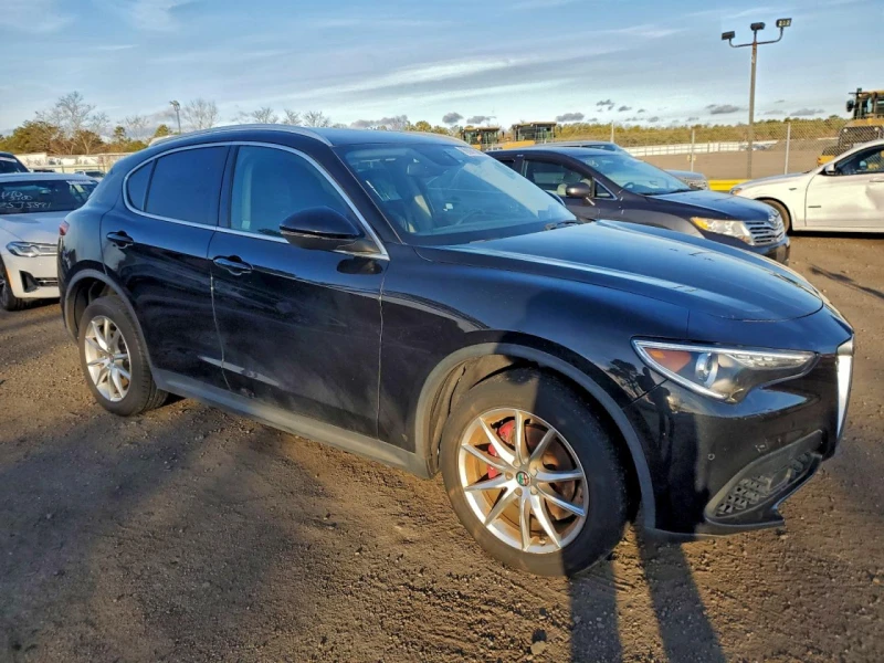 Alfa Romeo Stelvio Ti 280кс * Възможност за Лизинг* , снимка 4 - Автомобили и джипове - 53038096