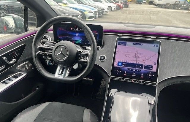 Mercedes-Benz EQE 43 AMG/ 4-MATIC/ DISTRONIC/ BURMESTER/ 360/ , снимка 11 - Автомобили и джипове - 46275345