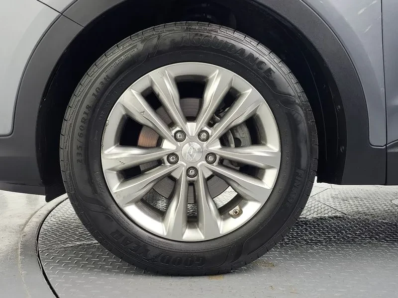 Hyundai Santa fe 2.0 2WD MODERN, снимка 5 - Автомобили и джипове - 56325685