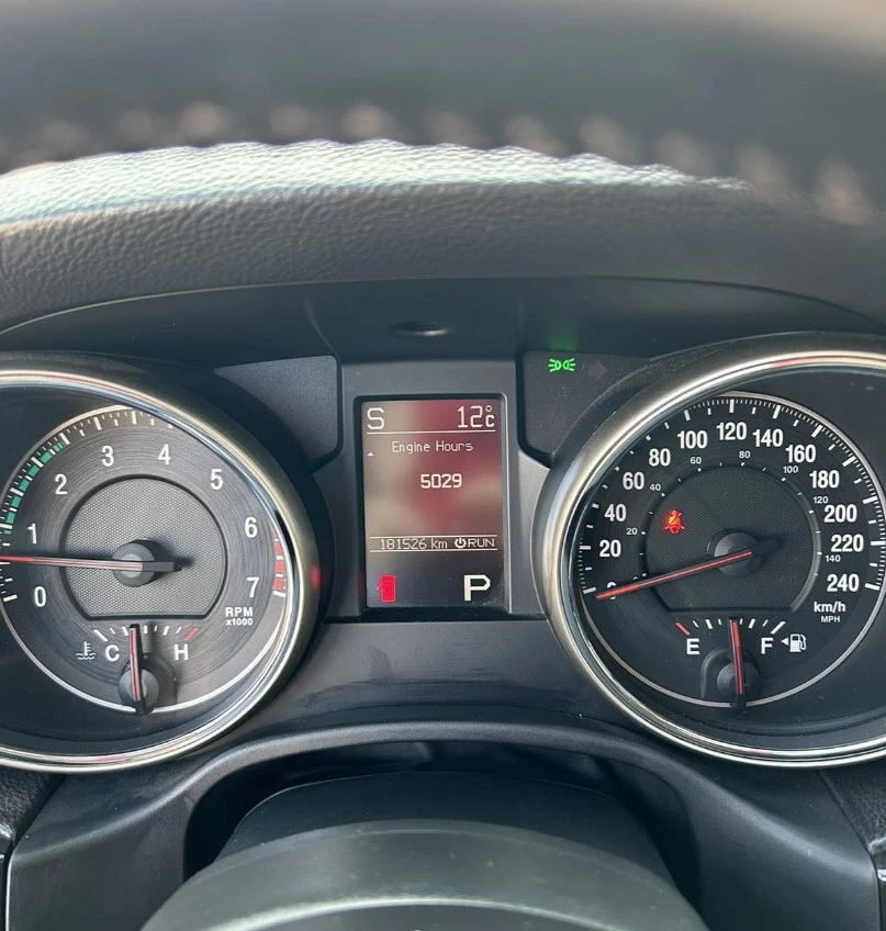 Jeep Grand cherokee 5.7HEMI с ГАЗ - изображение 6