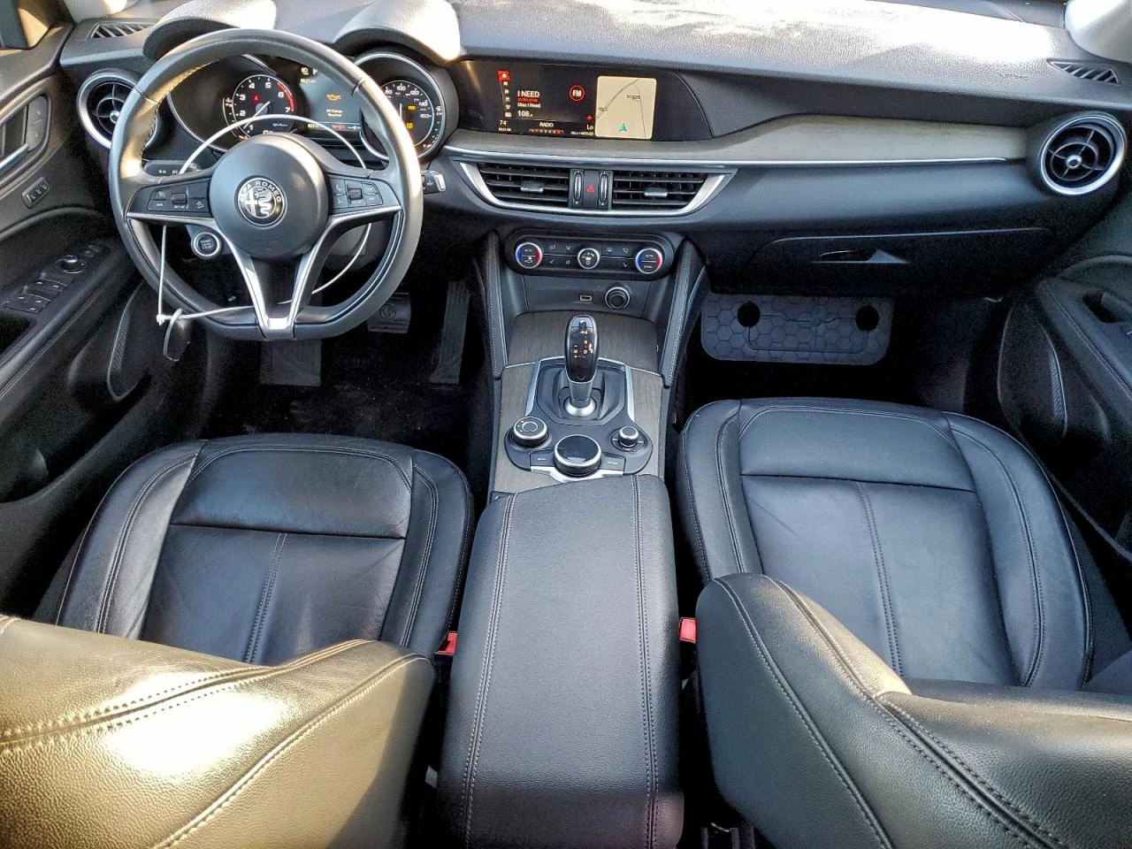 Alfa Romeo Stelvio Ti 280кс * Възможност за Лизинг*  - изображение 8