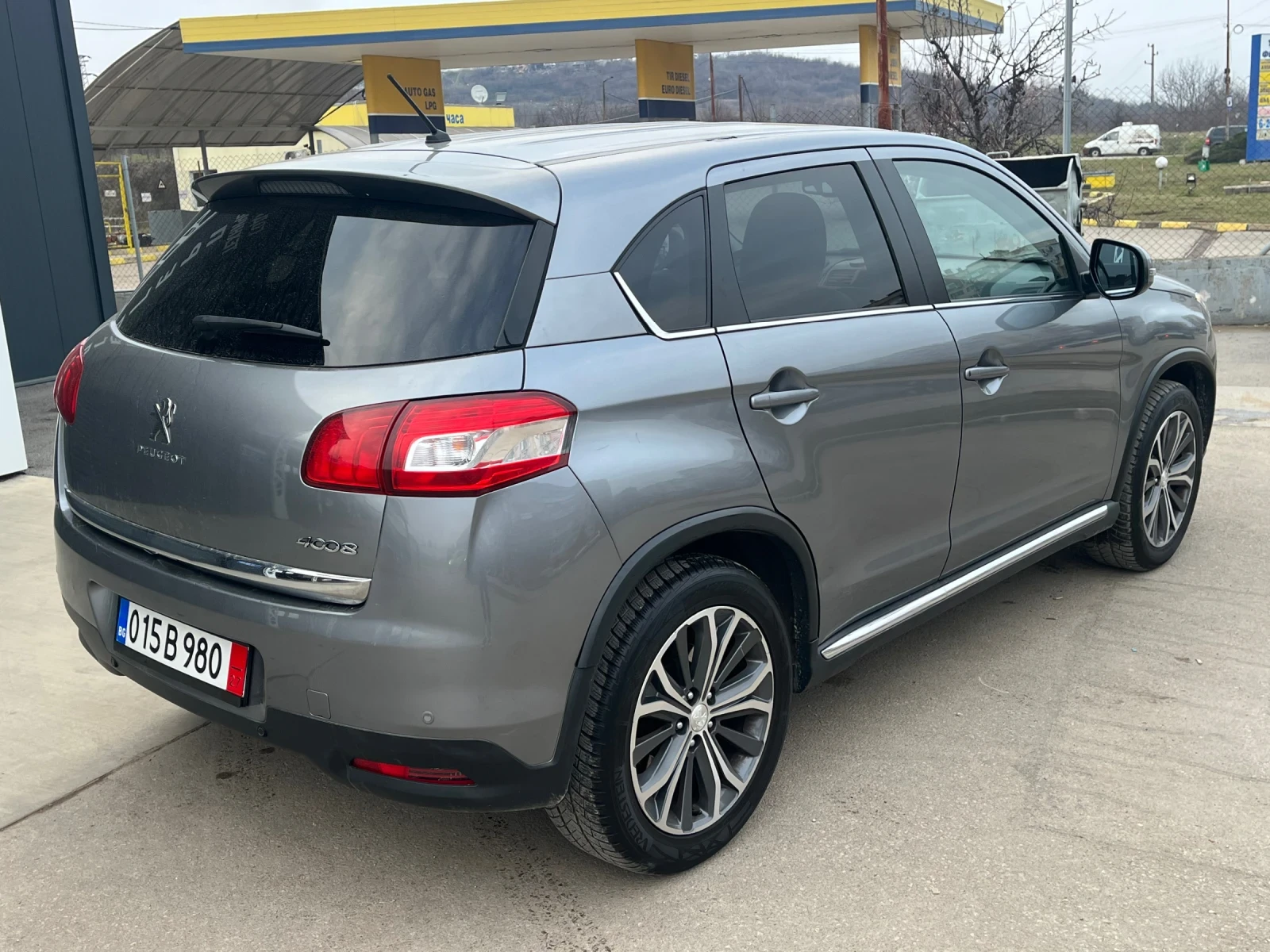 Peugeot 4008 1.6 HDI, снимка 5 - Автомобили и джипове - 53712061